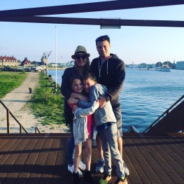 D8546162-6CFB-4698-A63A-420C03C6E63E